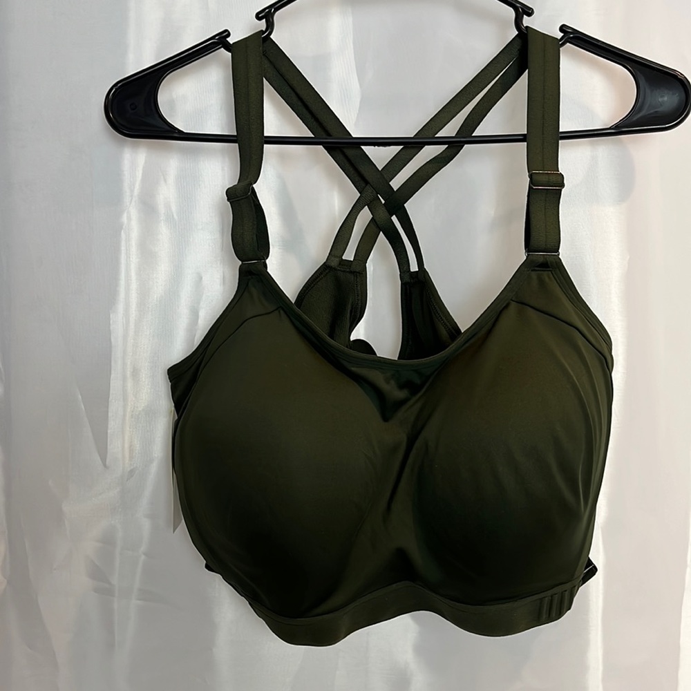 Adjustable sports bra. 1793